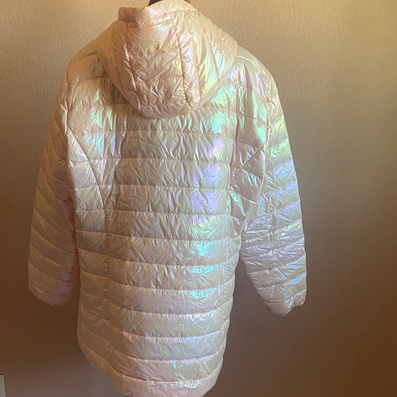 TORRID  Iridescent Pink Puffer Jacket - Picture 4 of 10